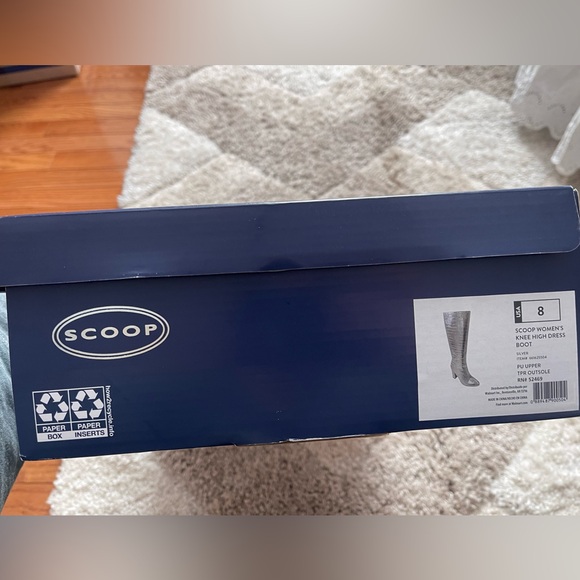 Scoop Silver Boots. Knee high! Size 8
Like new!!! - Picture 6 of 7